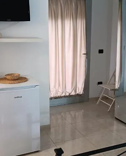 La Luna ポルト・チェザーレオ